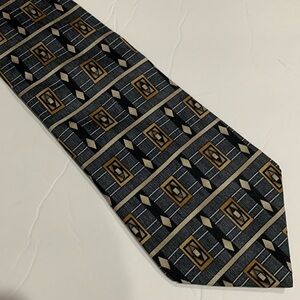 Barrington tie